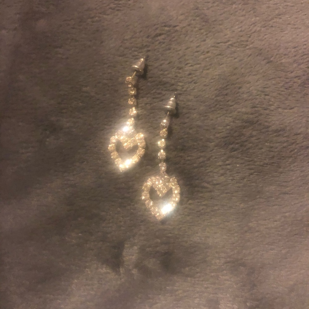 Diamond heart earrings